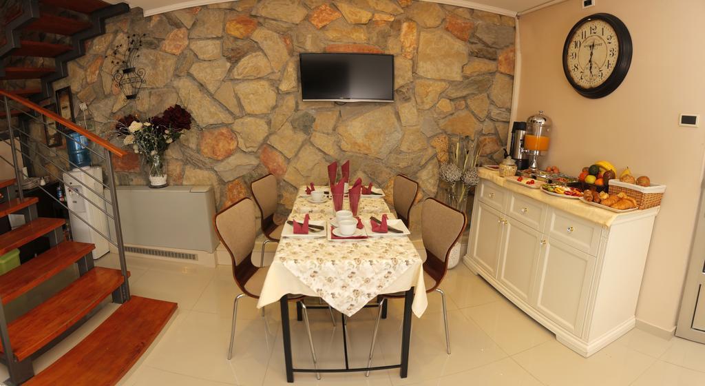 Bed & Breakfast Garden40 Belgrad Dış mekan fotoğraf