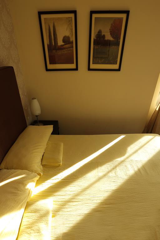 Bed & Breakfast Garden40 Belgrad Oda fotoğraf
